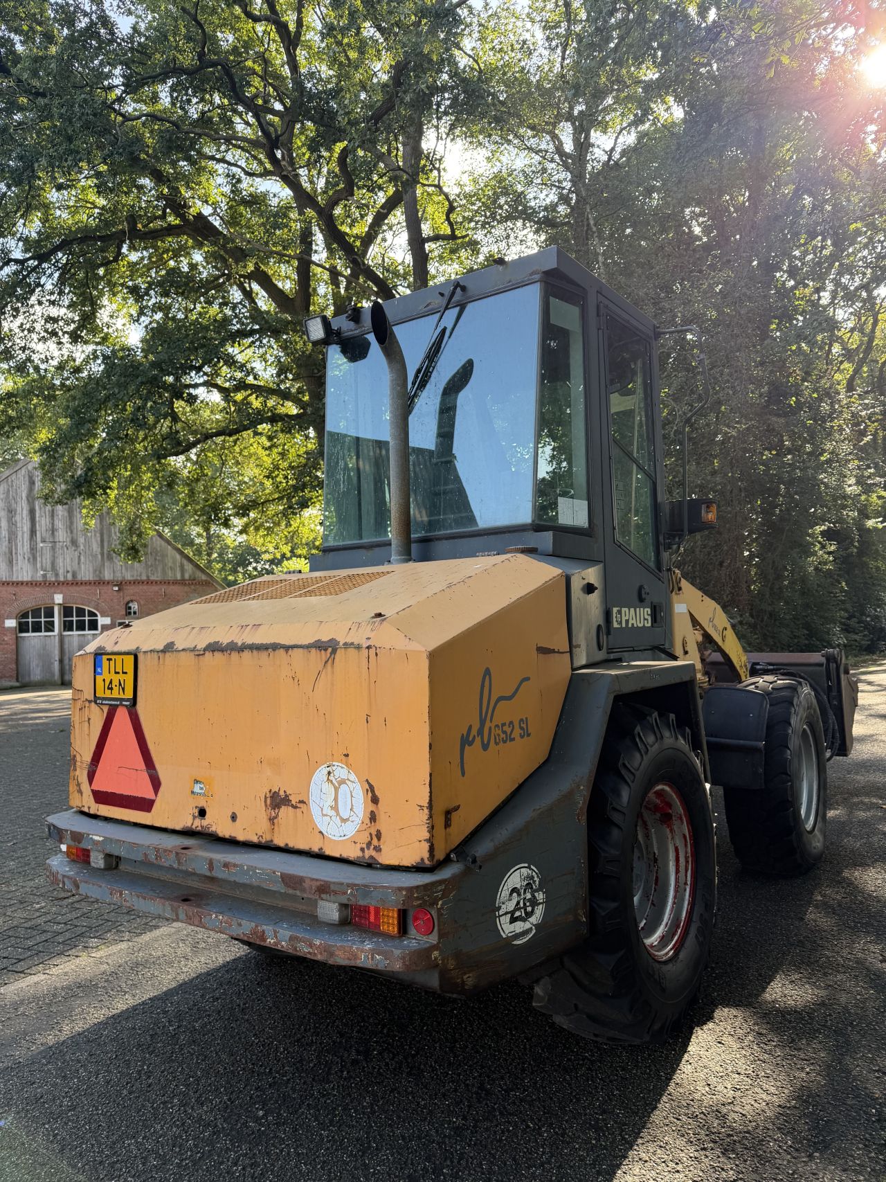 Paus 652 SL zwenklader shovel