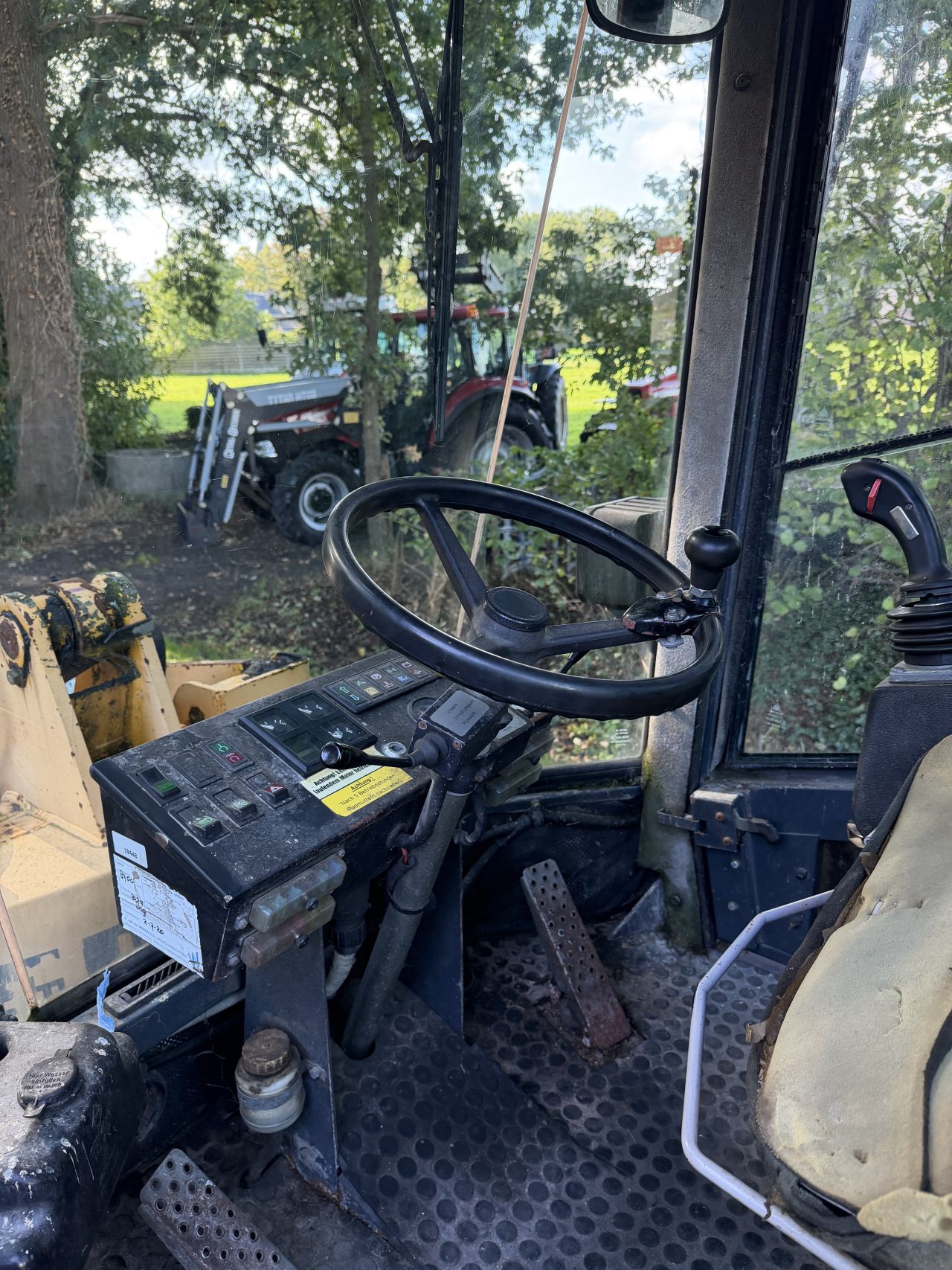 Paus 652 SL zwenklader shovel