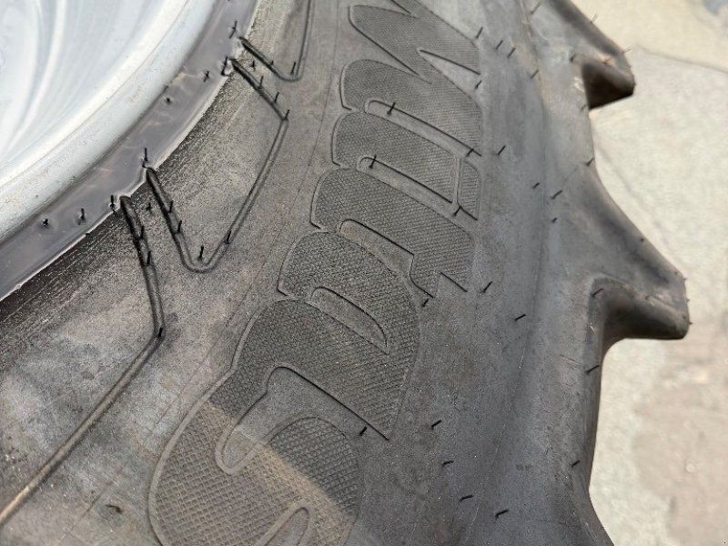 Mitas 650/65 R42