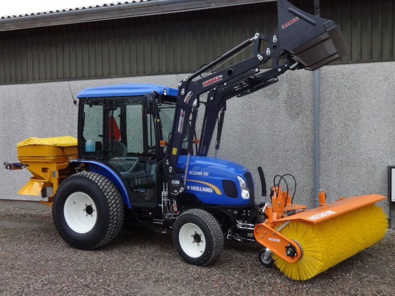 New Holland BOOMER 55 HST ST V