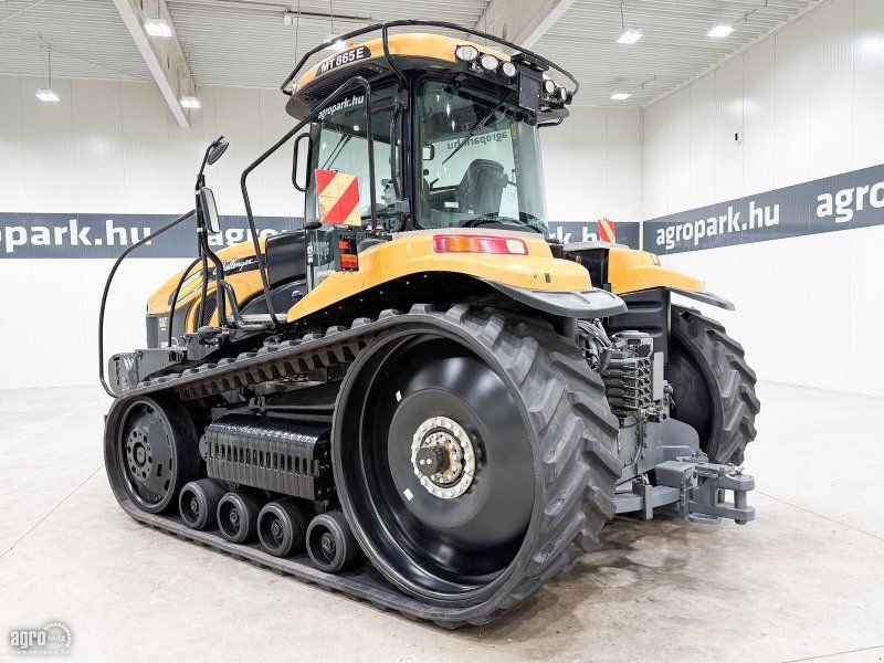 Challenger MT865E 16/4 Powershift 40 km/h transmission, 76 cm tracks, suspe