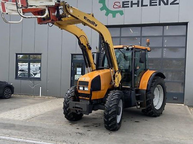 Renault Ares 640 RZ gepflegt mit Frontlader