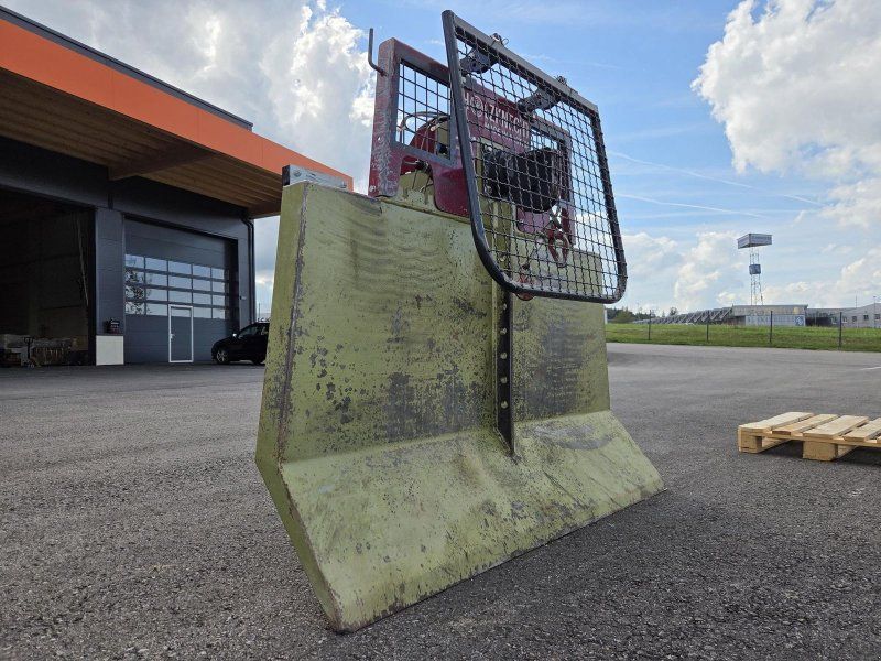 Holzknecht HS 650
