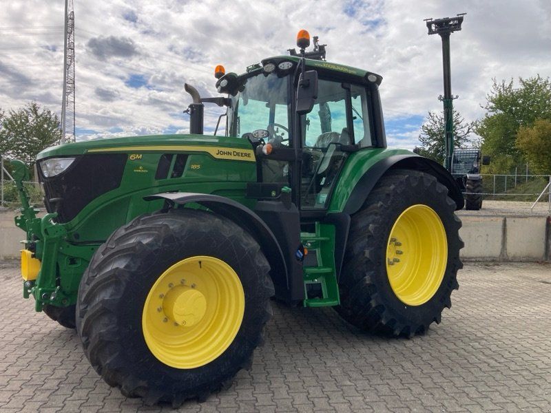 John Deere 6M 185
