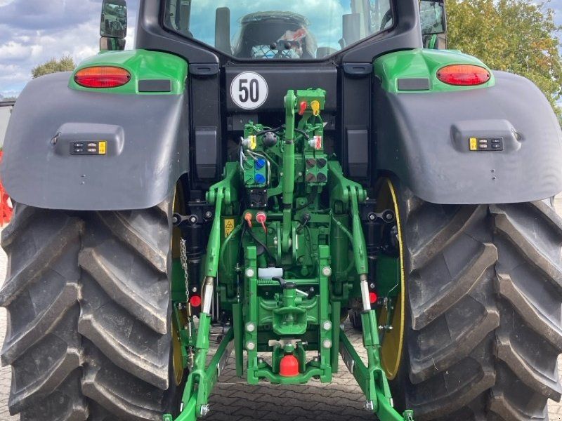 John Deere 6M 185