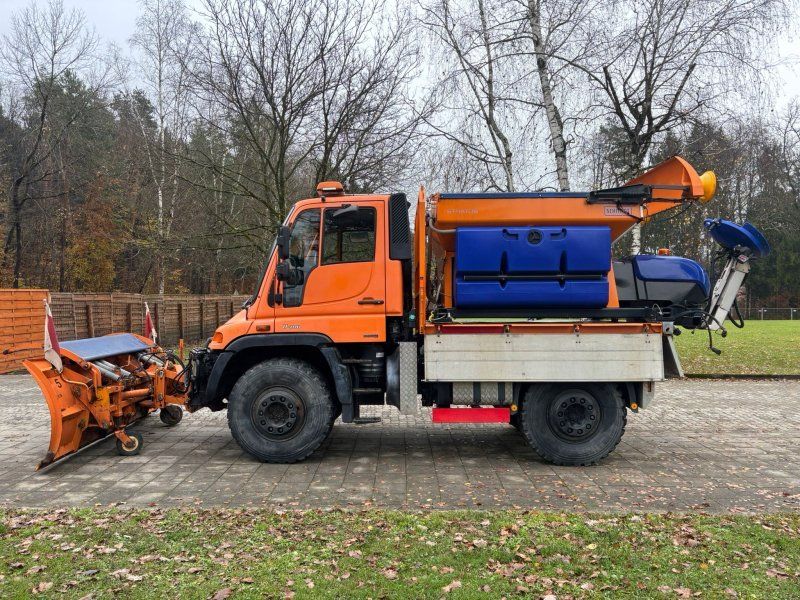 Mercedes-Benz Unimog U400
