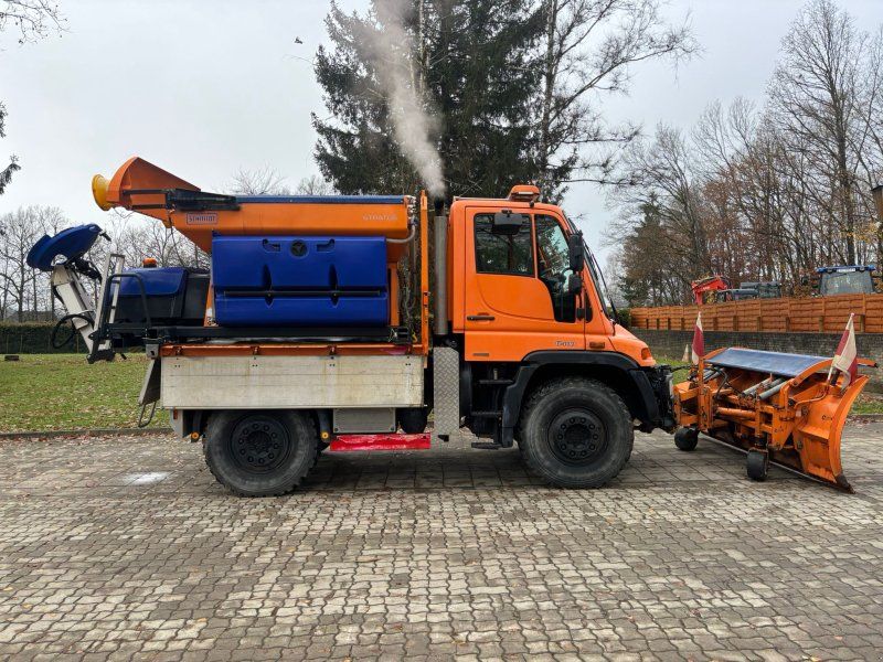 Mercedes-Benz Unimog U400