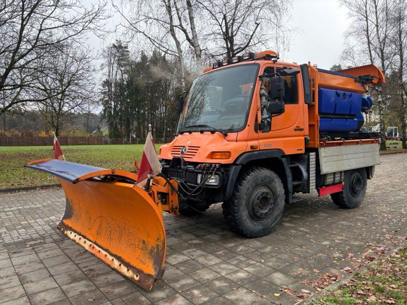 Mercedes-Benz Unimog U400