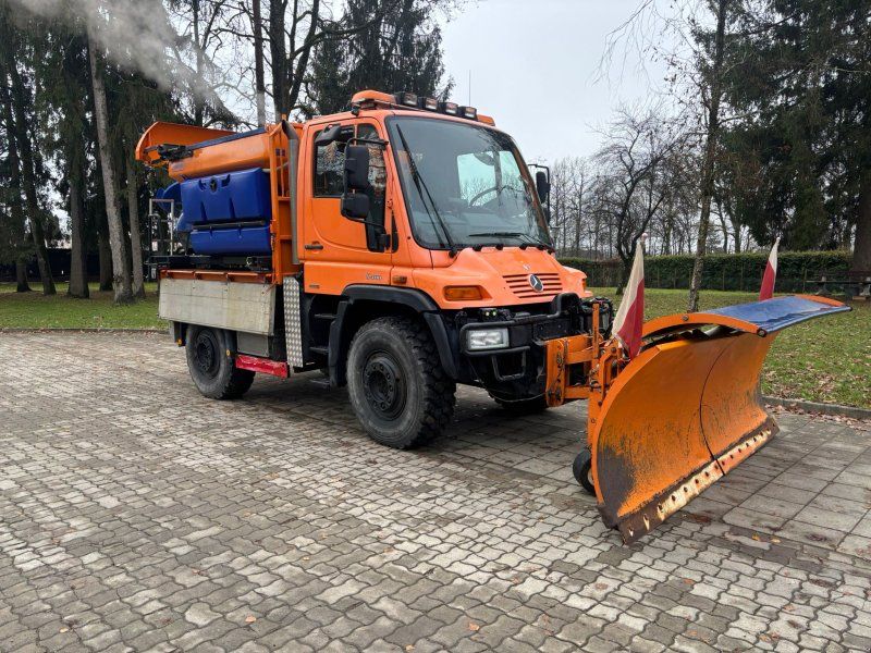 Mercedes-Benz Unimog U400
