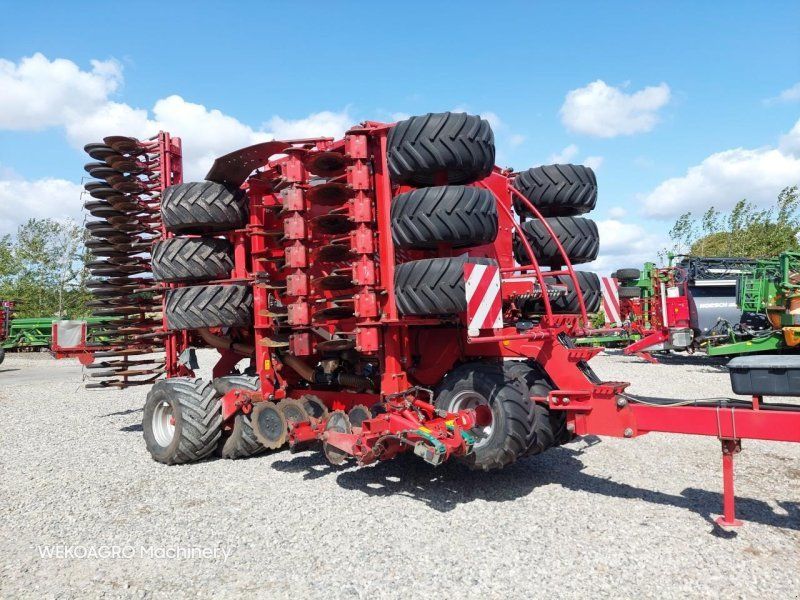 Kverneland U-Drill 6000 med fyldesnegl