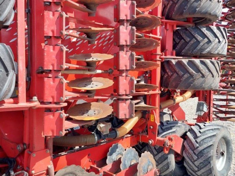 Kverneland U-Drill 6000 med fyldesnegl