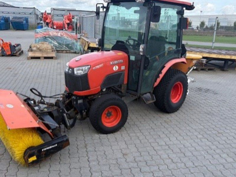 Kubota B2650 HST