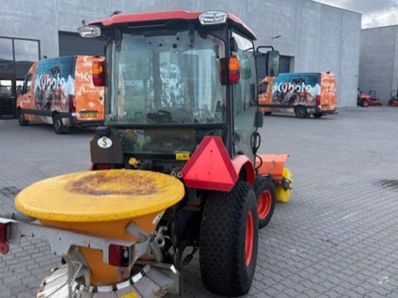 Kubota B2650 HST