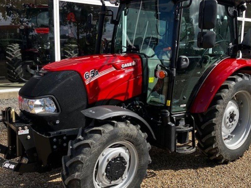 Case IH Farmall 65A