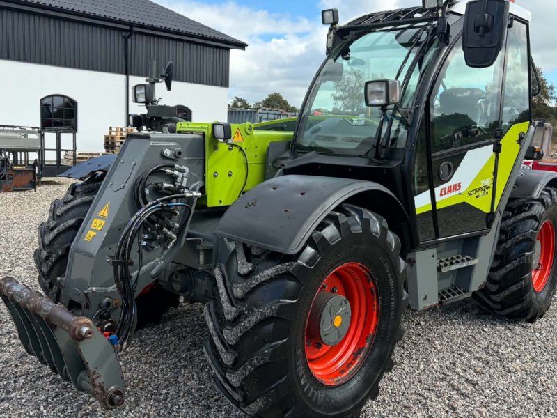 Claas SCORPION 756 Varipower