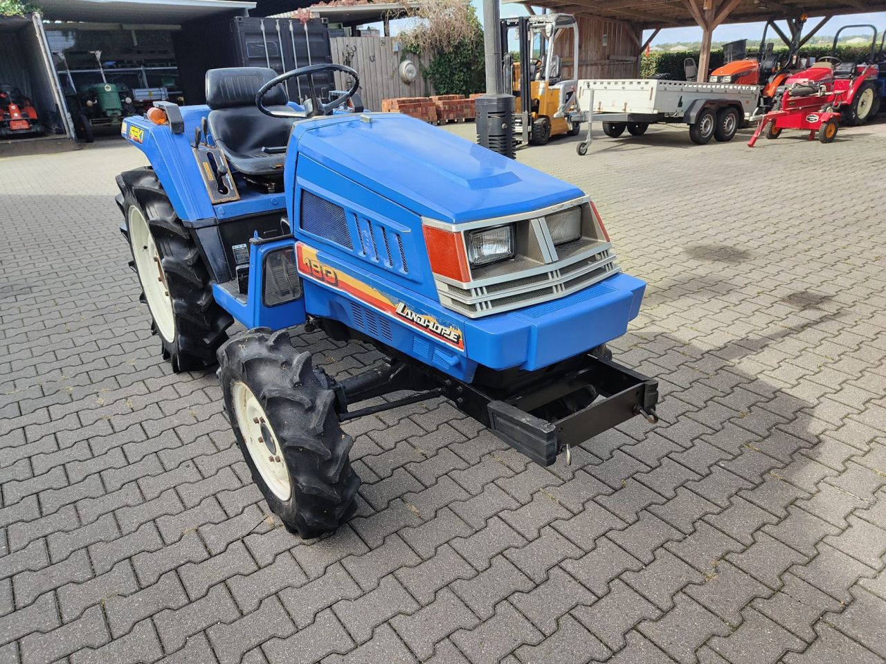 Iseki TU180 stuurbekrachtiging, 4WD