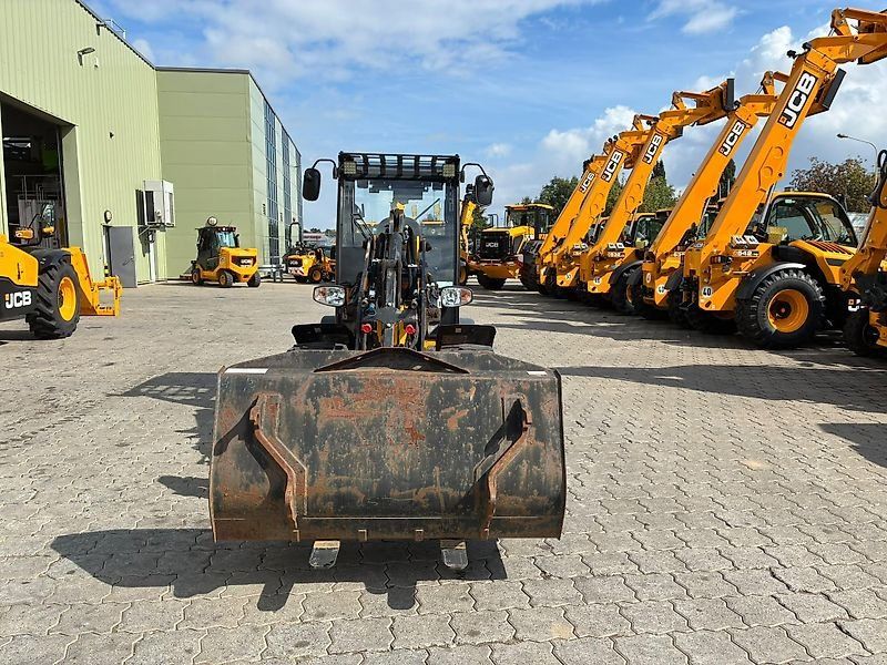JCB 403 PLUS Kabine