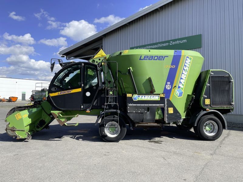 LEADER 1700
