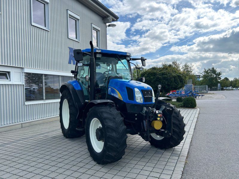New Holland T 6020 Elite