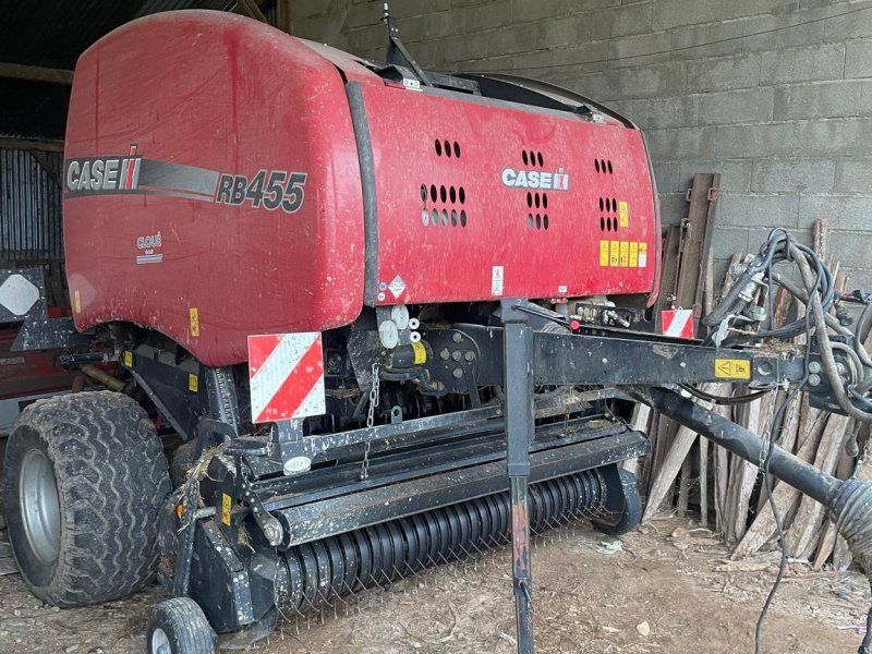 Case IH Presse à balles rondes RB 455