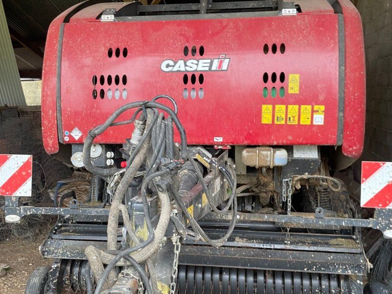 Case IH Presse à balles rondes RB 455
