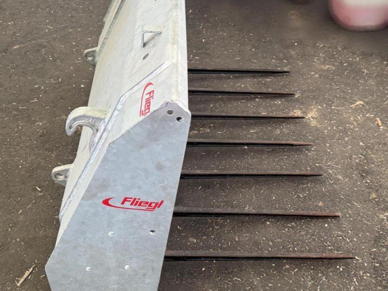 Fliegl Dunggabel 8 Zinken 1450mm