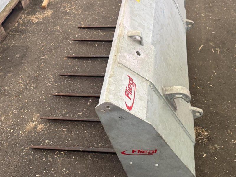 Fliegl Dunggabel 8 Zinken 1450mm