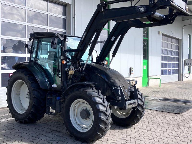 Valtra A104 Medium HiTech 4