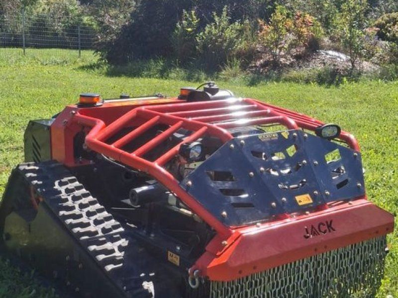 Bio Jack ferngesteuerter Hangmäher mit Sichelmulcher