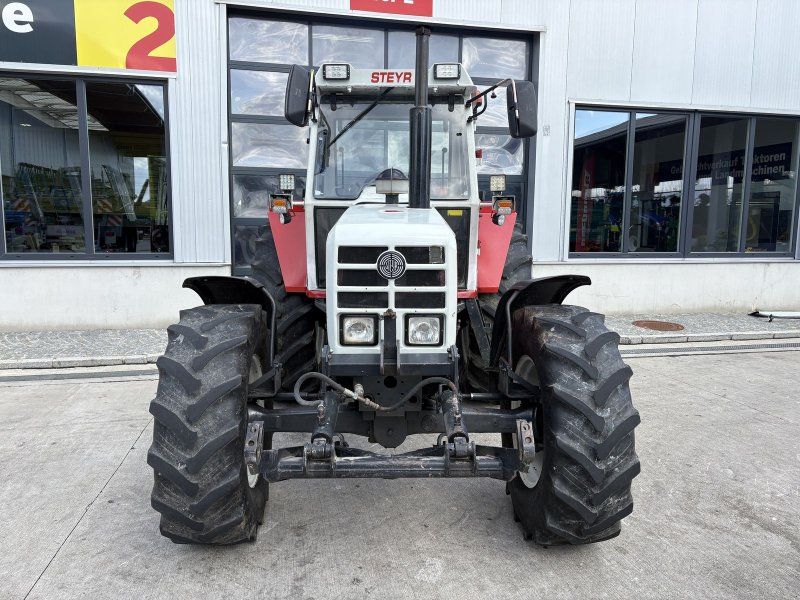 Steyr 8100 A