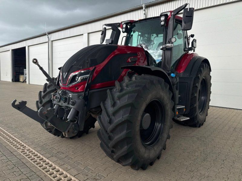 Valtra Q 265