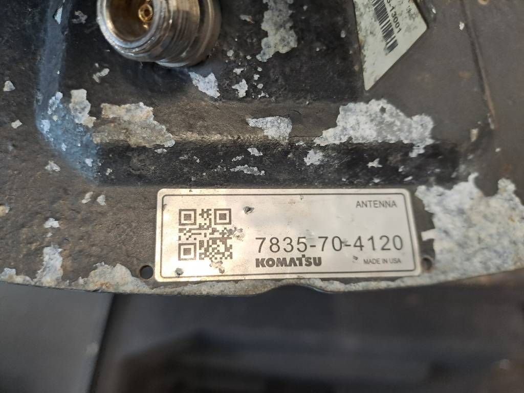 Komatsu GPS System PC210LCI-11