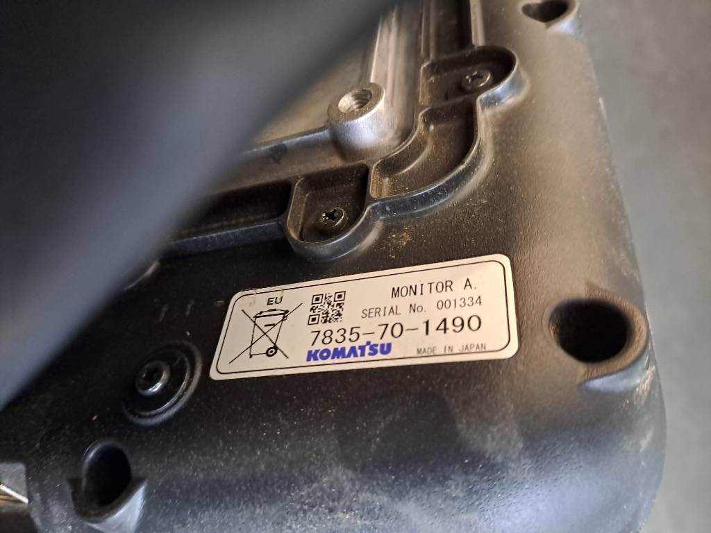 Komatsu GPS System PC210LCI-11