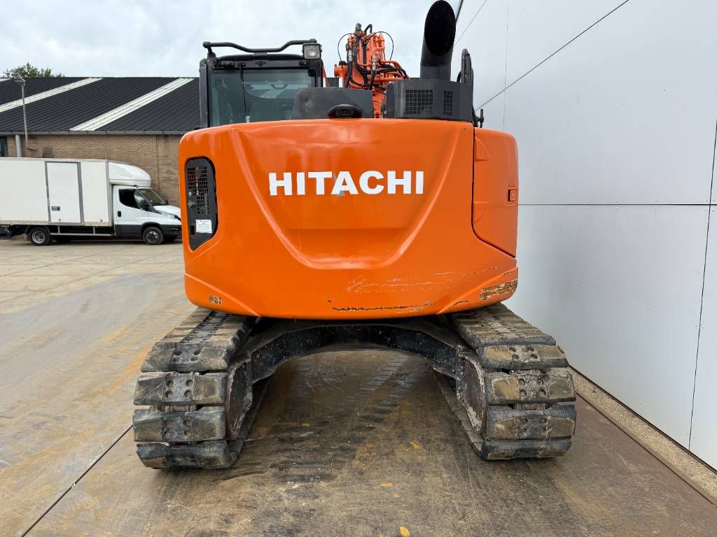 Hitachi ZX135US-6 - Hammer Lines / Automatic Greasing