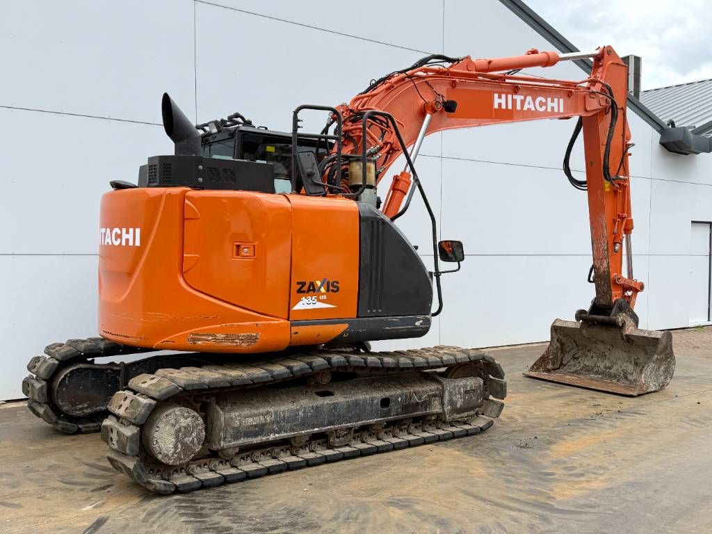 Hitachi ZX135US-6 - Hammer Lines / Automatic Greasing