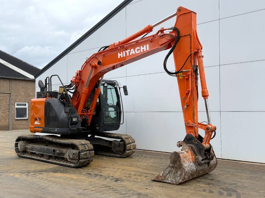 Hitachi ZX135US-6 - Hammer Lines / Automatic Greasing