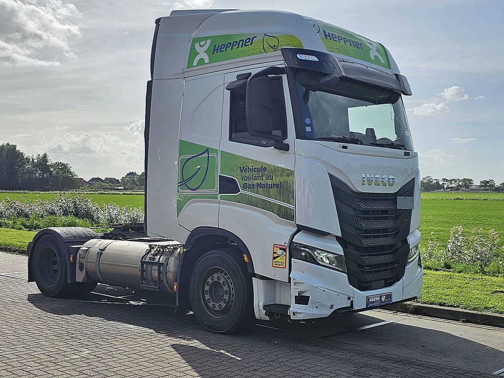 IVECO S-WAY AS440S46