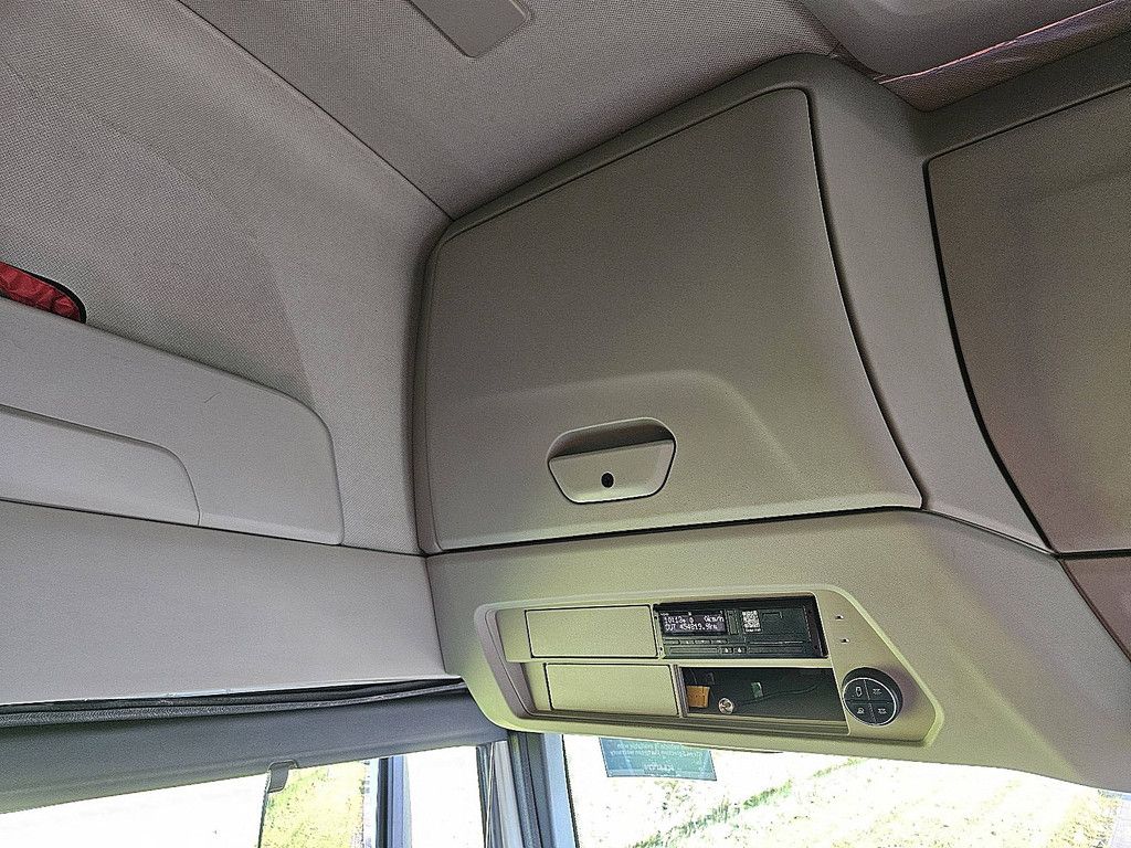 IVECO S-WAY AS440S49