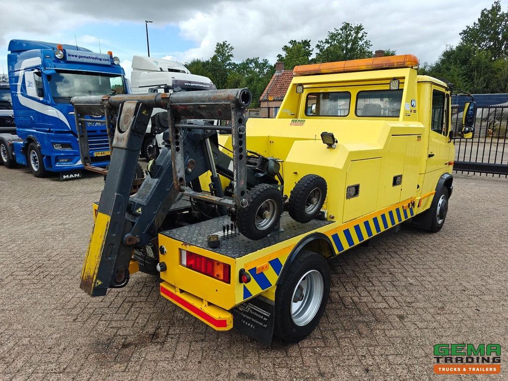 Mercedes-Benz 818D 4x2 Tageskabine Euro5 – DeGroot DGT4000 + Speed Dollies + Fernbedienung – 6 Zylinder