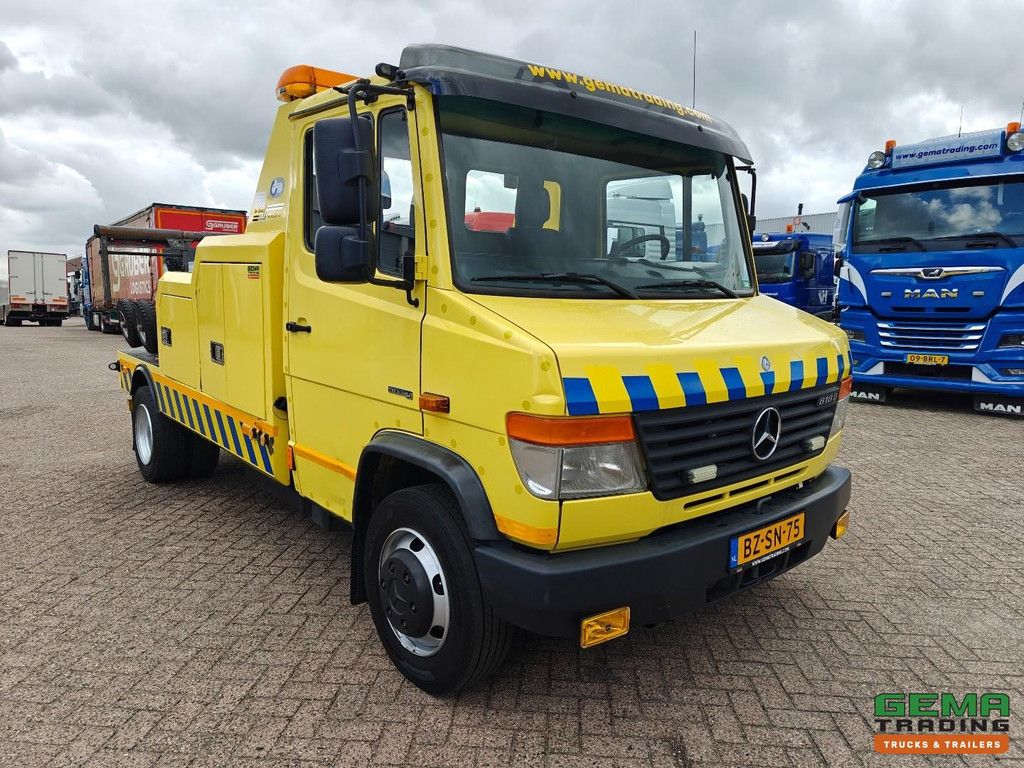 Mercedes-Benz 818D 4x2 Tageskabine Euro5 – DeGroot DGT4000 + Speed Dollies + Fernbedienung – 6 Zylinder