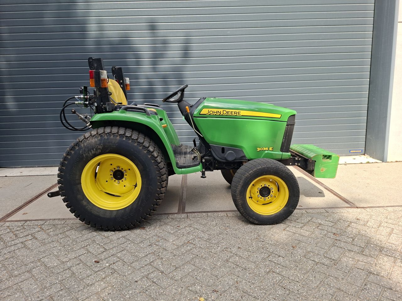 John Deere 3036E