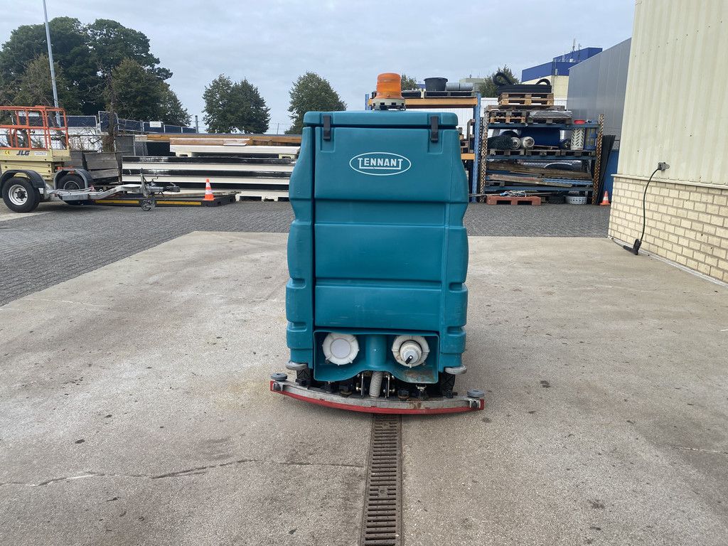 2005 Tennant 7100, Schrobmachine, 85 cm