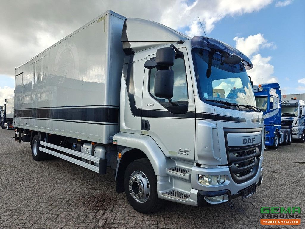 DAF LF 230 FA 4x2 SleeperCab Euro6C - Enclosed Box 7.3M + Tail Lift 1500KG - Navigation - 03/2027 MOT