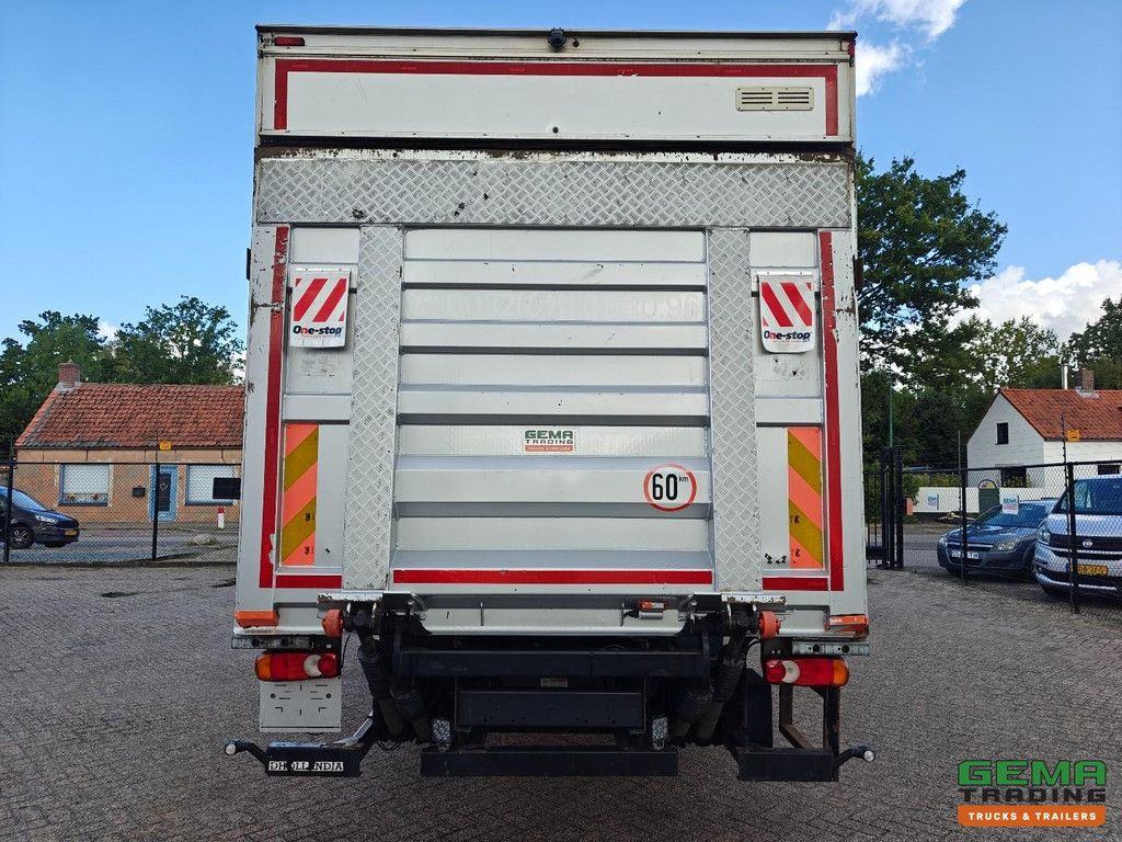 DAF LF 230 FA 4x2 SleeperCab Euro6C - Enclosed Box 7.3M + Tail Lift 1500KG - Navigation - 03/2027 MOT