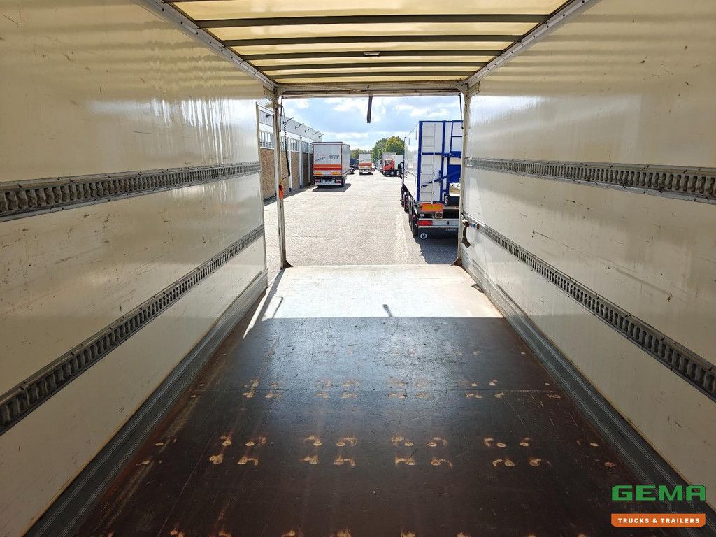DAF LF 230 FA 4x2 SleeperCab Euro6C - Enclosed Box 7.3M + Tail Lift 1500KG - Navigation - 03/2027 MOT