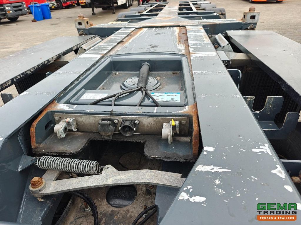 D-Tec COMBITRAILER S-LINE CT-521-S S-Line CT-F + S-Line CT-R - SAF Assen Schijf - 3x StuurAssen - 4x LiftAssen - Breaker