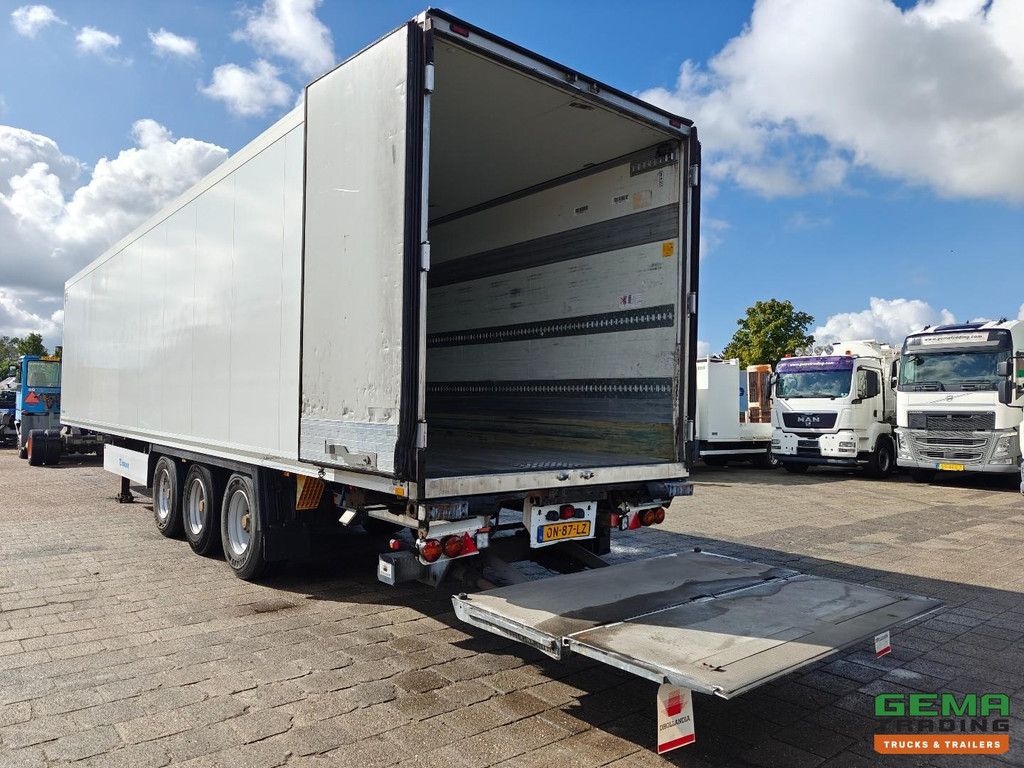 Krone SD Kühl-/Gefrierbox + Carrier Vector 1550 + Ladebordwand 2500 kg - Liftachse - BPW-Achse