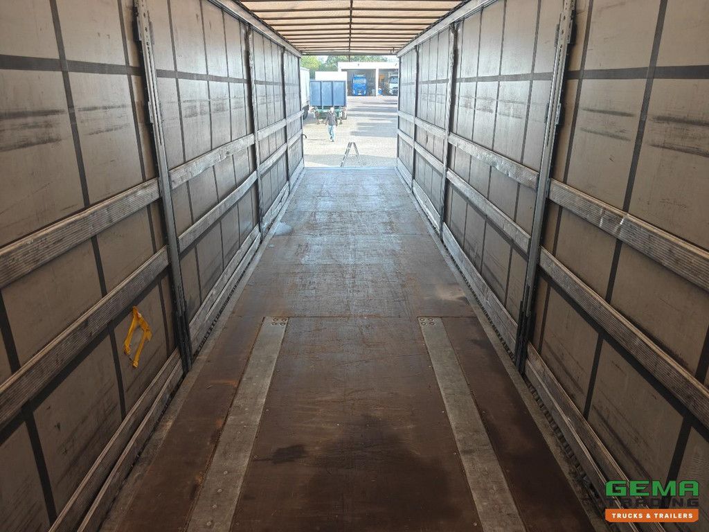 Schmitz Cargobull SCB*S3T Sliding Curtains/Roof - Galvanized Chassis - Schmitz Axle - Disc Brake
