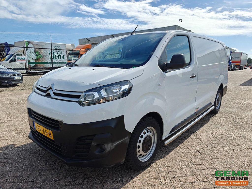 Citroën JUMPY Euro6AR - L2H1 - Navigation - Automatic - 3 Seats - Apple CarPlay/Android Auto
