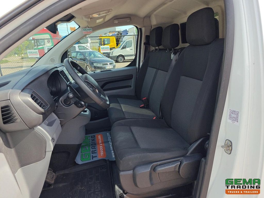Citroën JUMPY Euro6AR - L2H1 - Navigation - Automatic - 3 Seats - Apple CarPlay/Android Auto